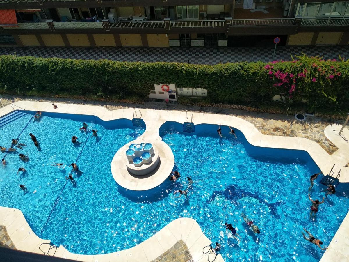 APARTAMENTO RONDA 4 BOLICHES Primera línea de playa Fuengirola Exterior foto
